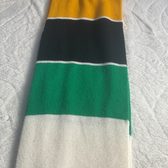 Hudson’s bay company Olympic scarf - Picture 5 of 5